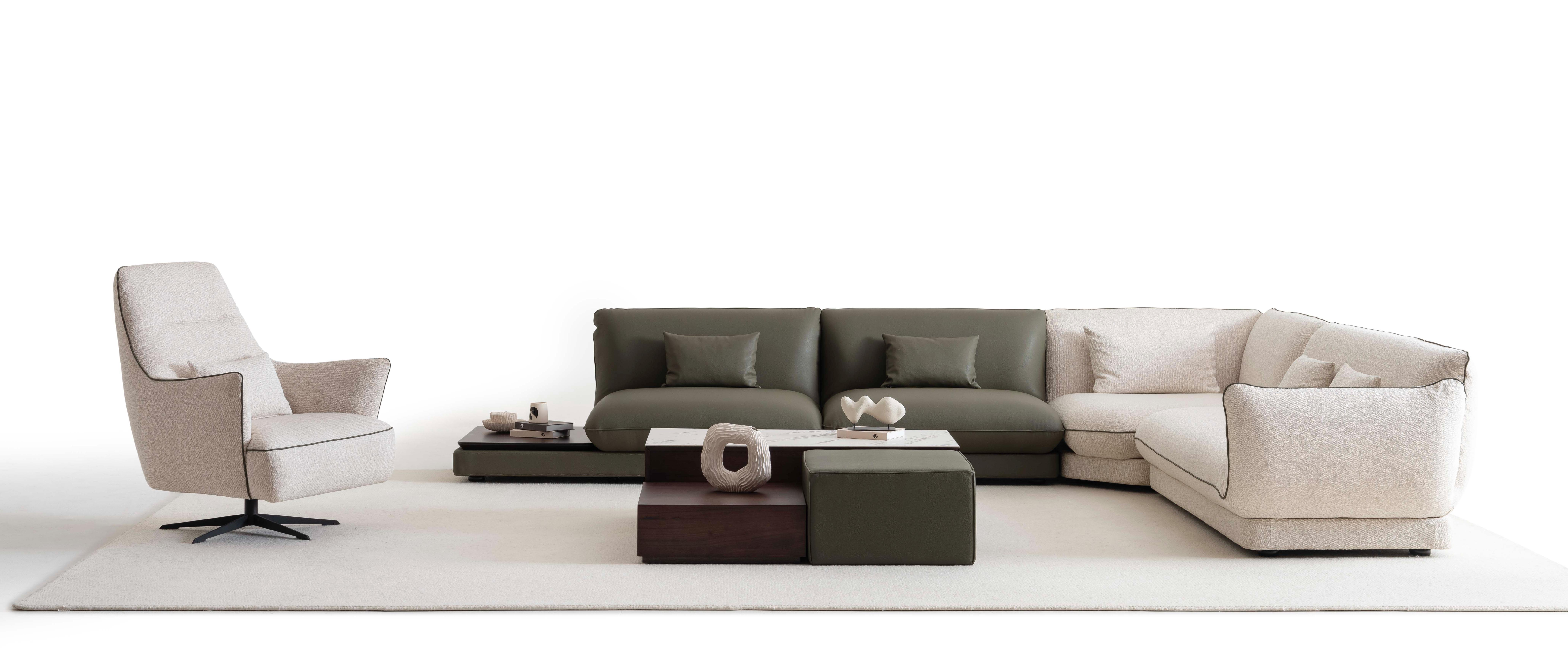 Диван угловой 305х520см LORETTA